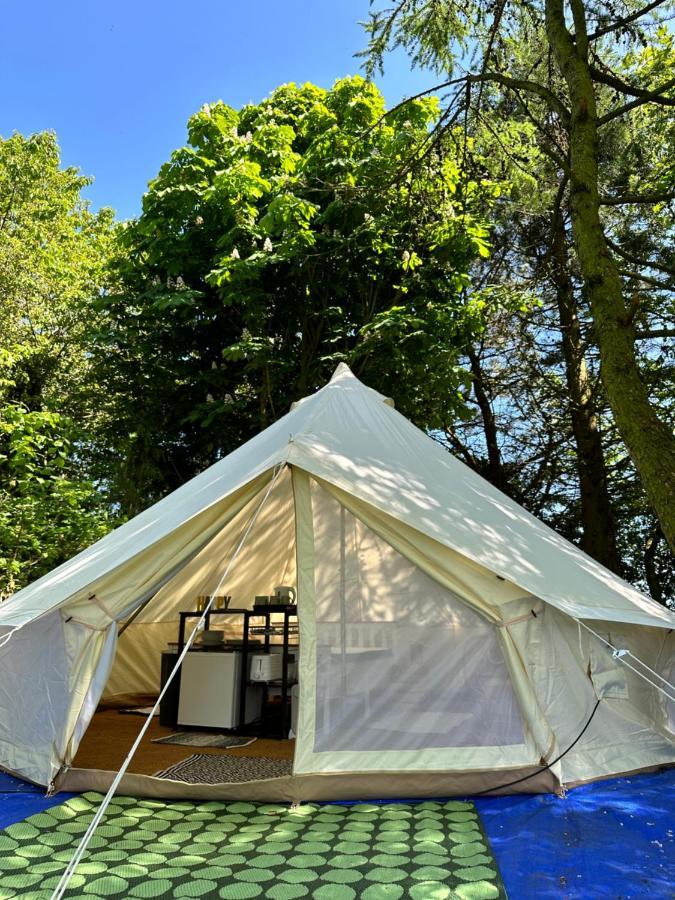 Rosabell Bell Tent At Herigerbi Park Grantham Exteriér fotografie